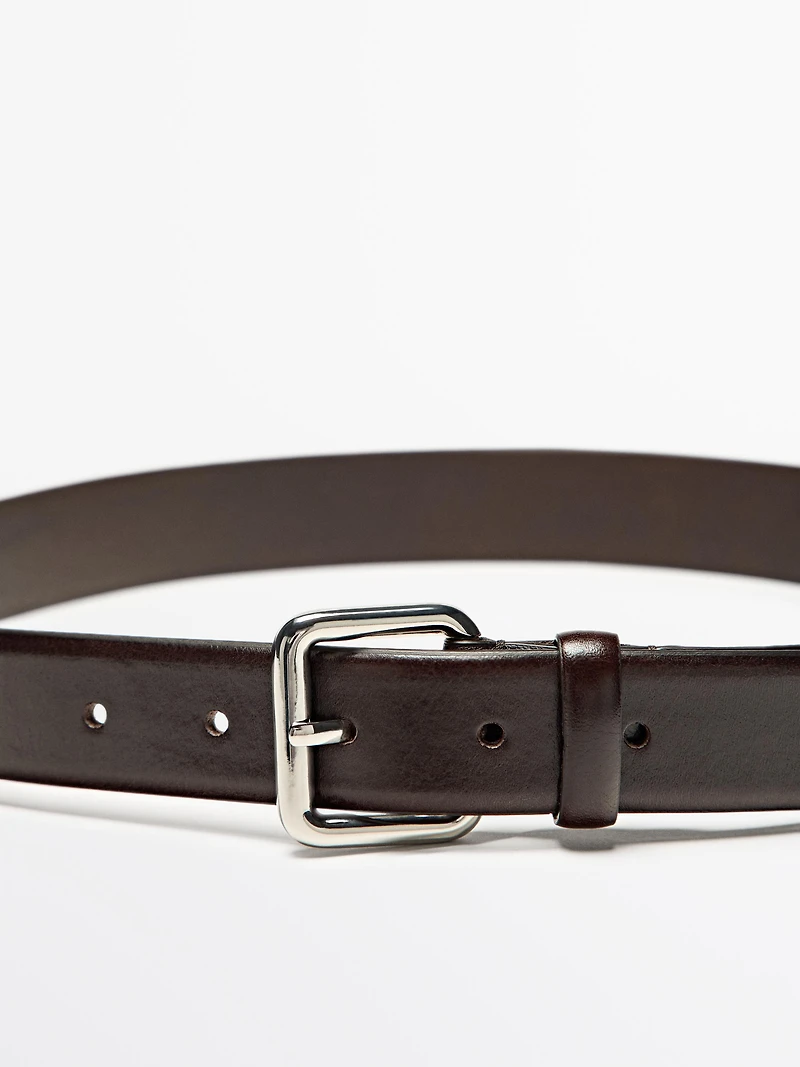 Ceinture avec boucle carrée en cuir