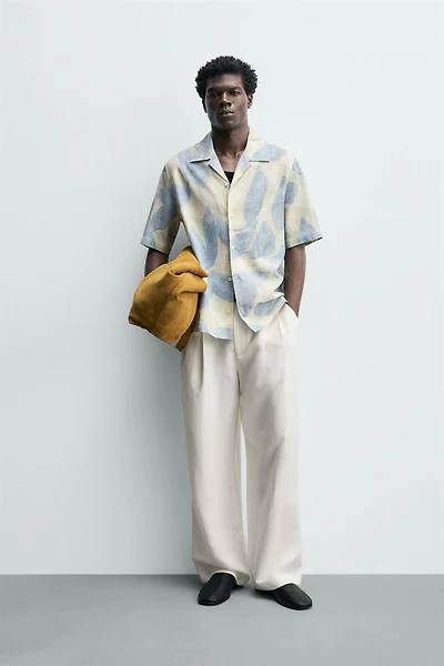 FLOWY ABSTRACT PRINT SHIRT