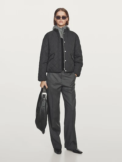 Short water-repellent quilted bomber jacket