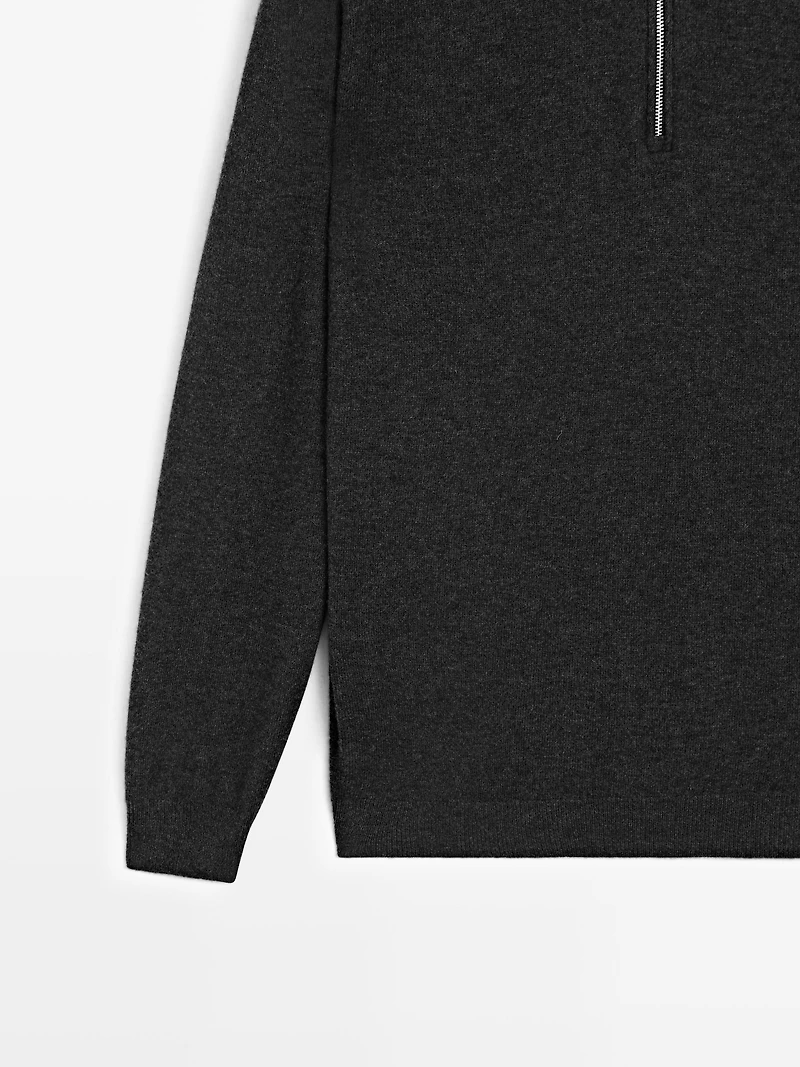 Mock neck knit sweater with zip