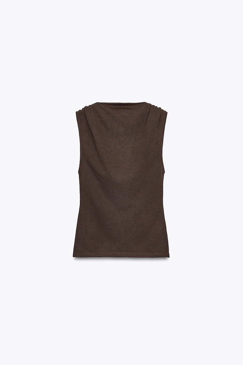 TOP EN MAILLE COUPÉ