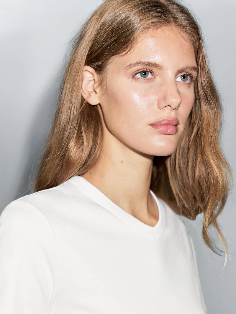 T-shirt 100 % coton à col en V