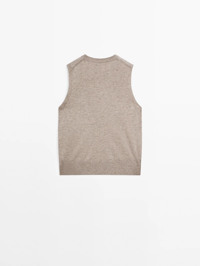 Cropped wool blend waistcoat with a round neck