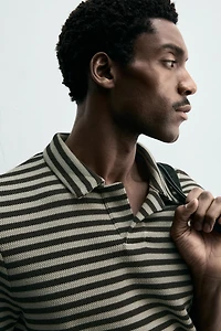 POLO REGULAR FIT STRUCTURÉ