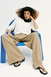 Z1975 HIGH WAIST WIDE LEG JEANS WITH DARTS
