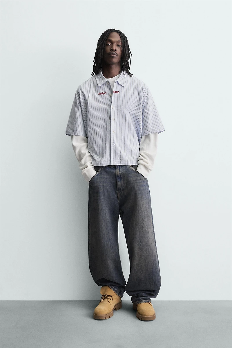 CHEMISE À RAYURES AVEC MANCHES EFFET DOUBLE