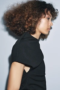 ASYMMETRIC PLEATED TOP