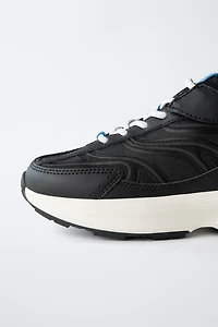 AIR CHAMBER SNEAKERS