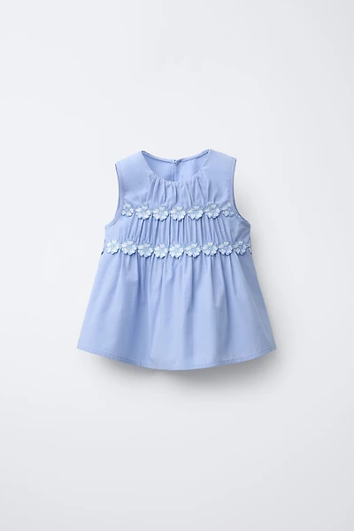 FLORAL PLEATED BLOUSE