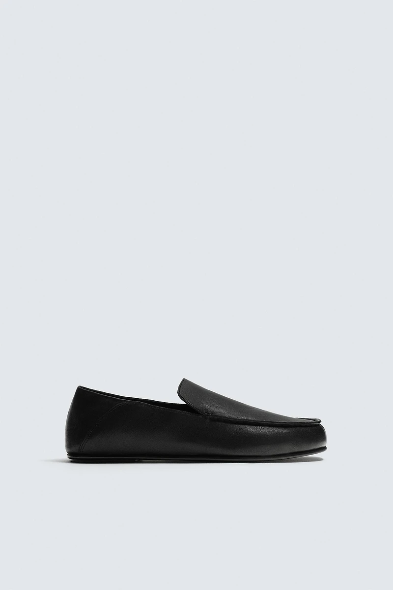 LEATHER LOAFERS