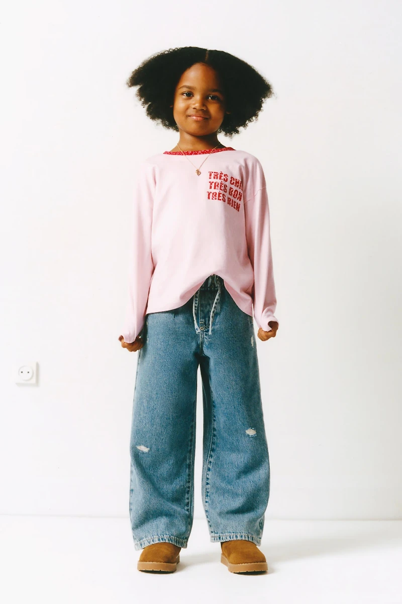 TEXT AND FLORAL PRINT T-SHIRT