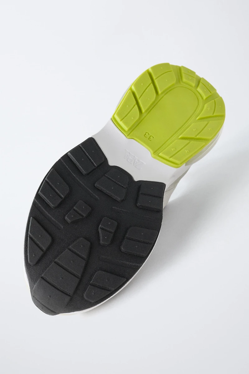 AIR CHAMBER SNEAKERS