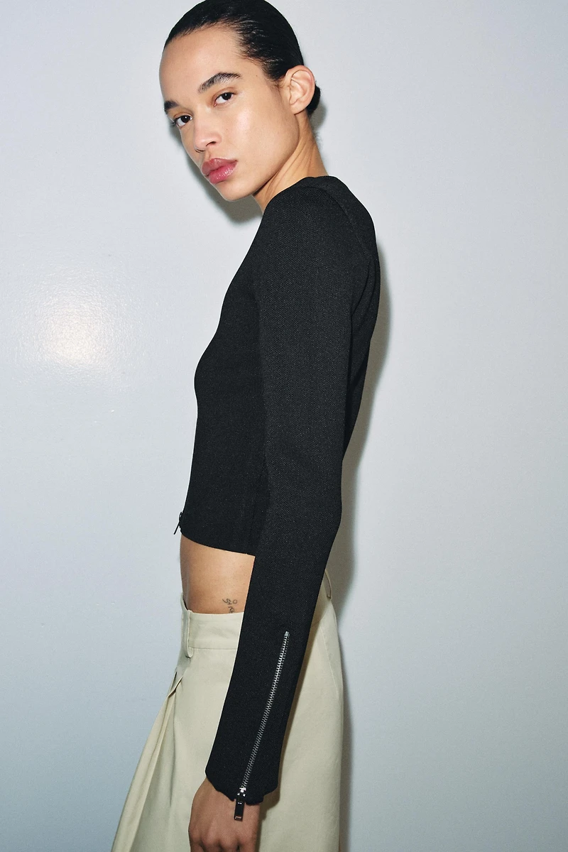 ZIPPERED CARDIGAN