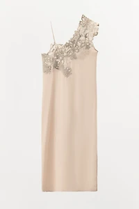 ROBE ASYMÉTRIQUE AU CROCHET LIMITED EDITION