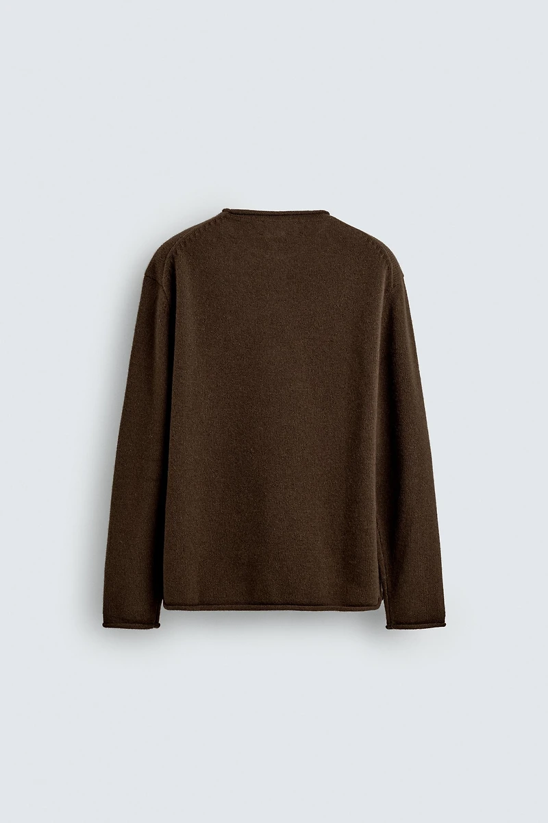 100% WOOL ROLLED-EDGE SWEATER