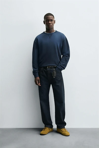 WASHED CREWNECK SWEATSHIRT