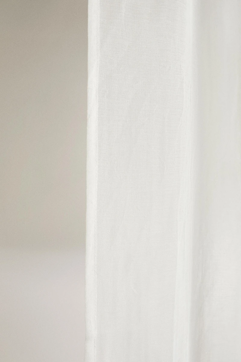 VERY LOW OPACITY SHEER CURTAIN