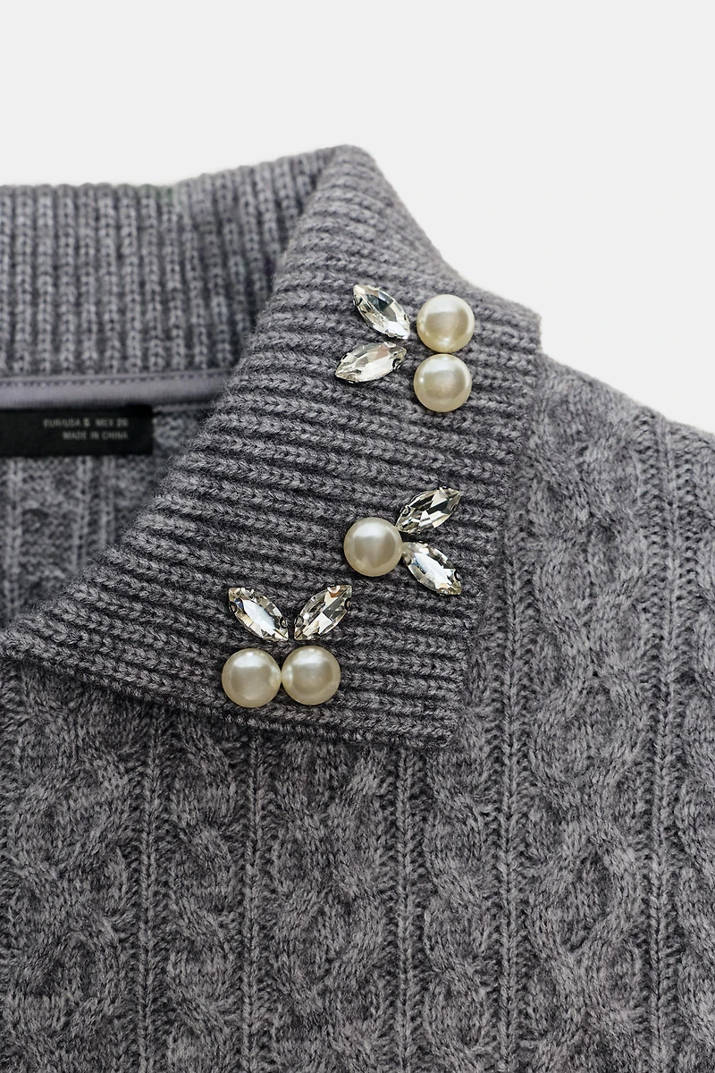 JEWEL COLLAR CABLE-KNIT SWEATER