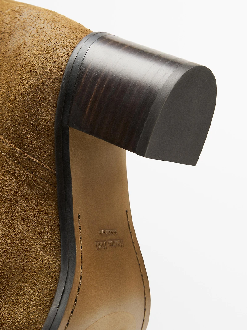 Bottes à talon en croûte de cuir brossée