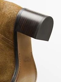 Bottes à talon en croûte de cuir brossée