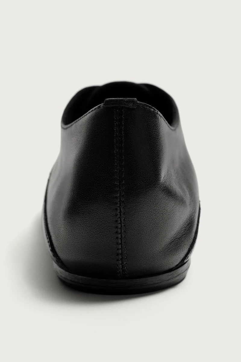 LEATHER SHOES