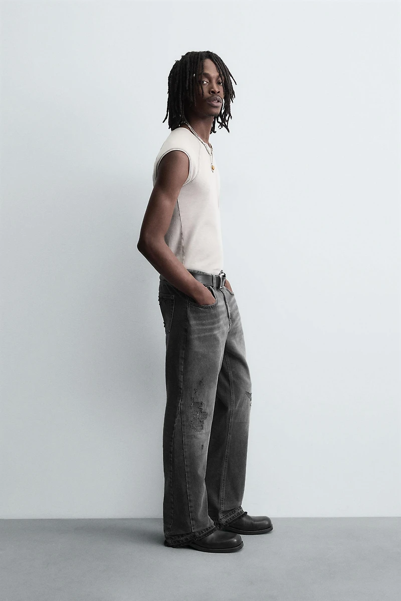 RIPPED FLARE FIT JEANS