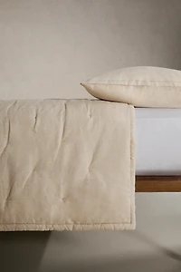 QUILTED DOTTED LINEN QUILT