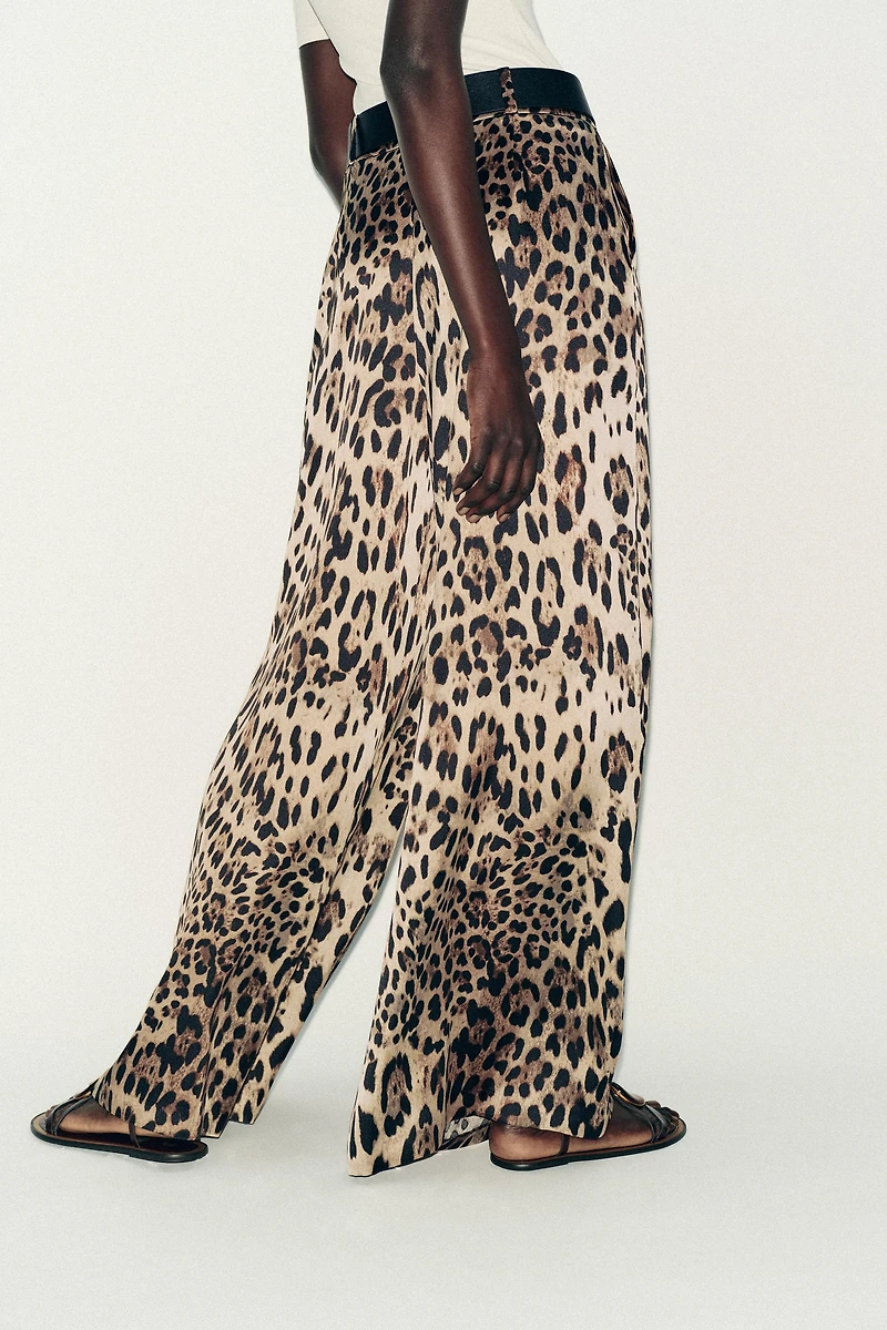 SATIN WIDE-LEG BELTED PANTS