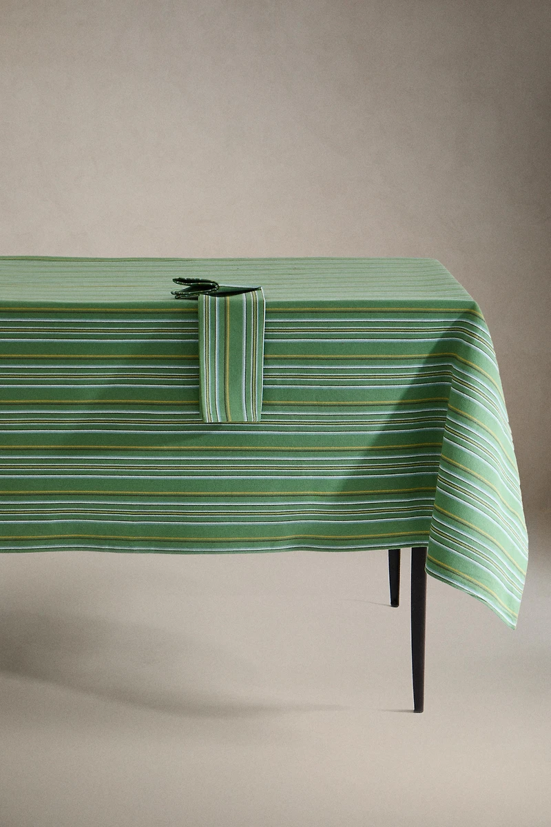 MULTICOLORED STRIPED TABLECLOTH