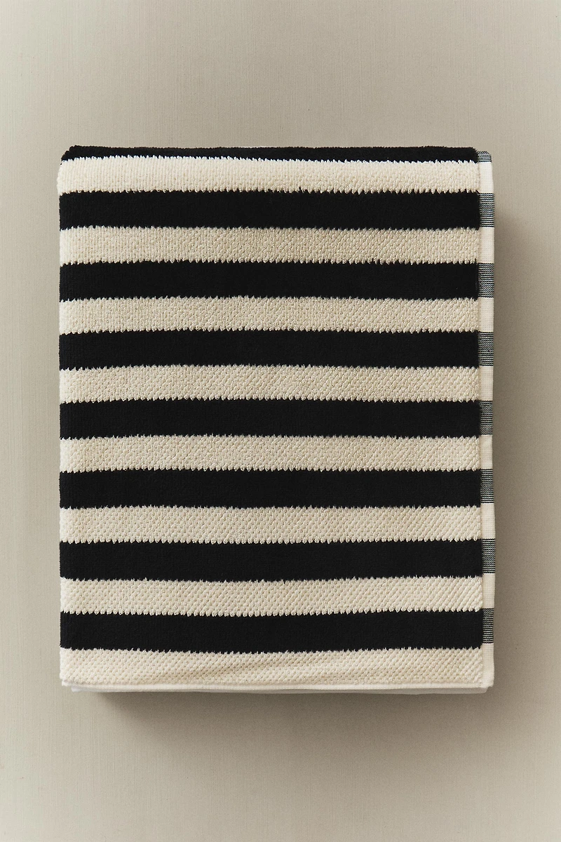 VELOUR TEXTURED BATH TOWEL