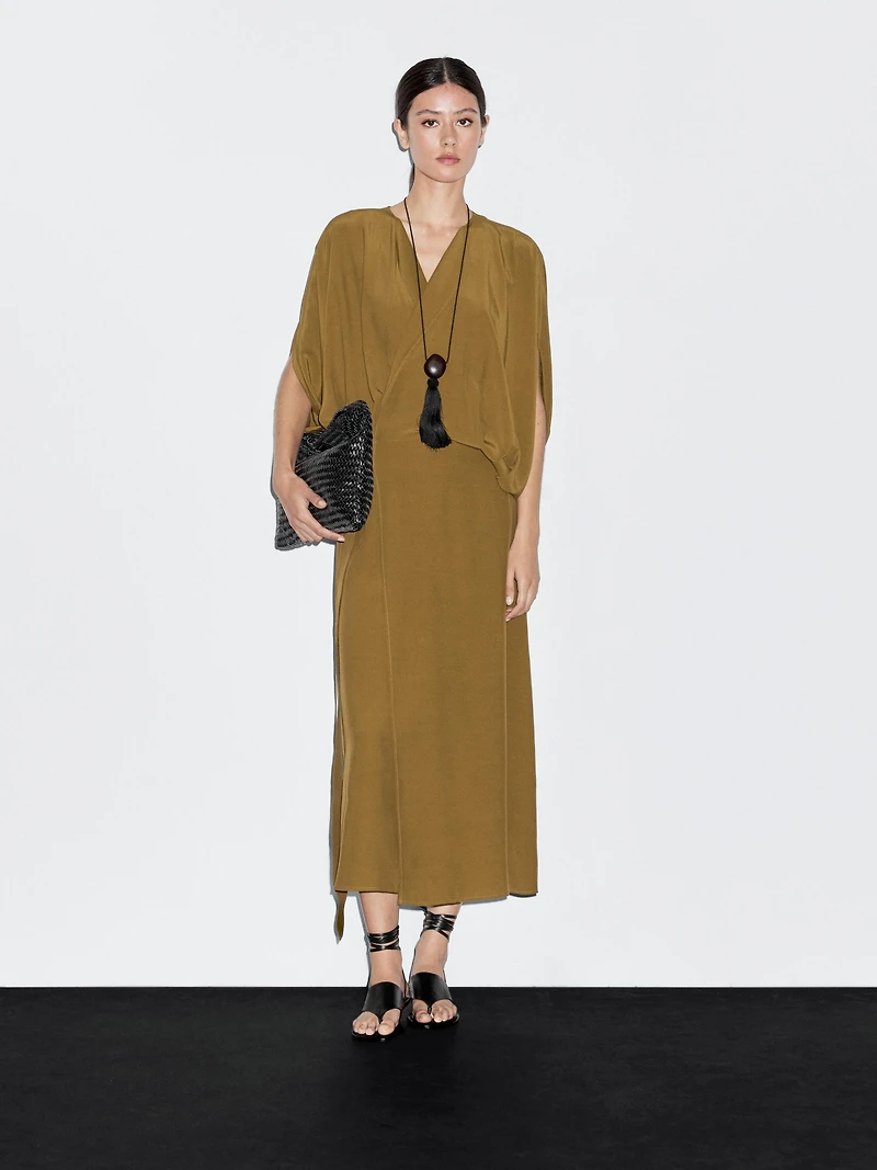 Wrap dress with buckle