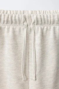 SHORT EN MOLLETON DENTELLE