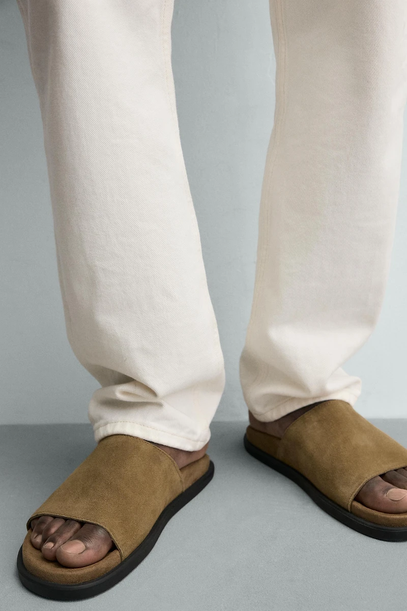 SANDALES EN CUIR