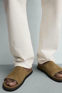 SANDALES EN CUIR