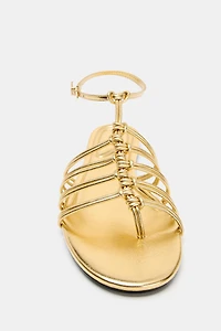 METALLIC EFFECT FLAT SANDALS