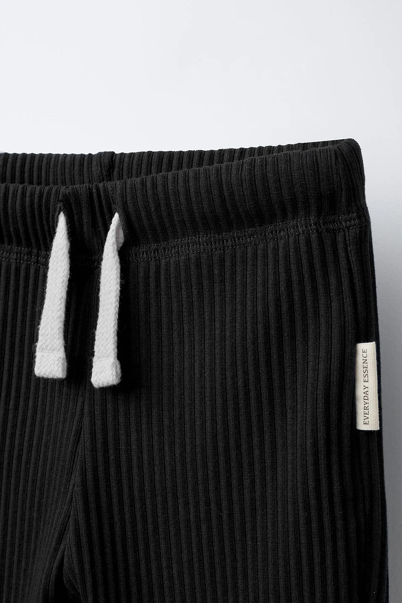 PLAIN LEGGINGS WITH LABEL
