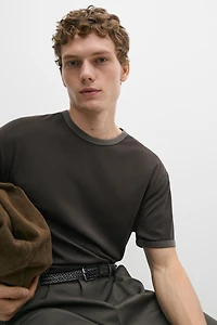 100% cotton contrast neck T-shirt