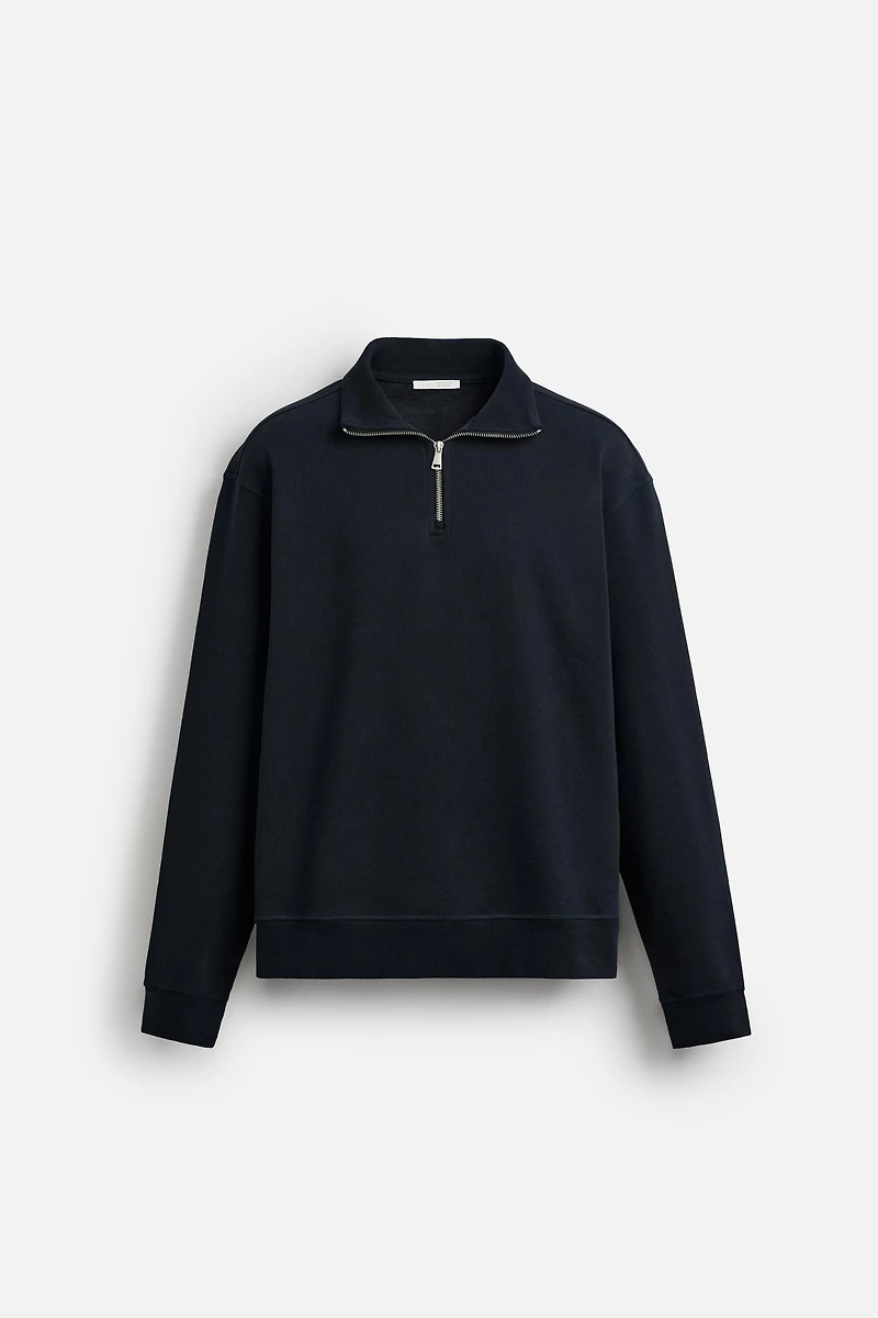 BASIC QUARTER-ZIP SWEATSHIRT