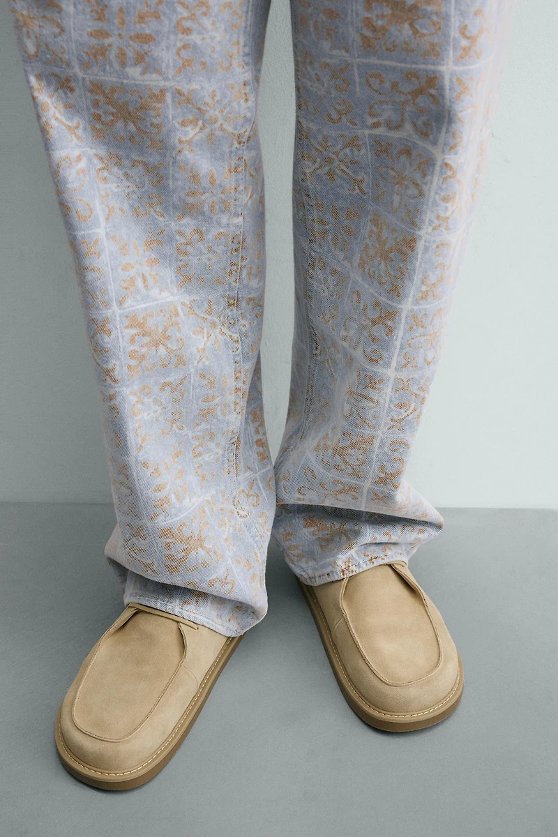 LEATHER CLOGS