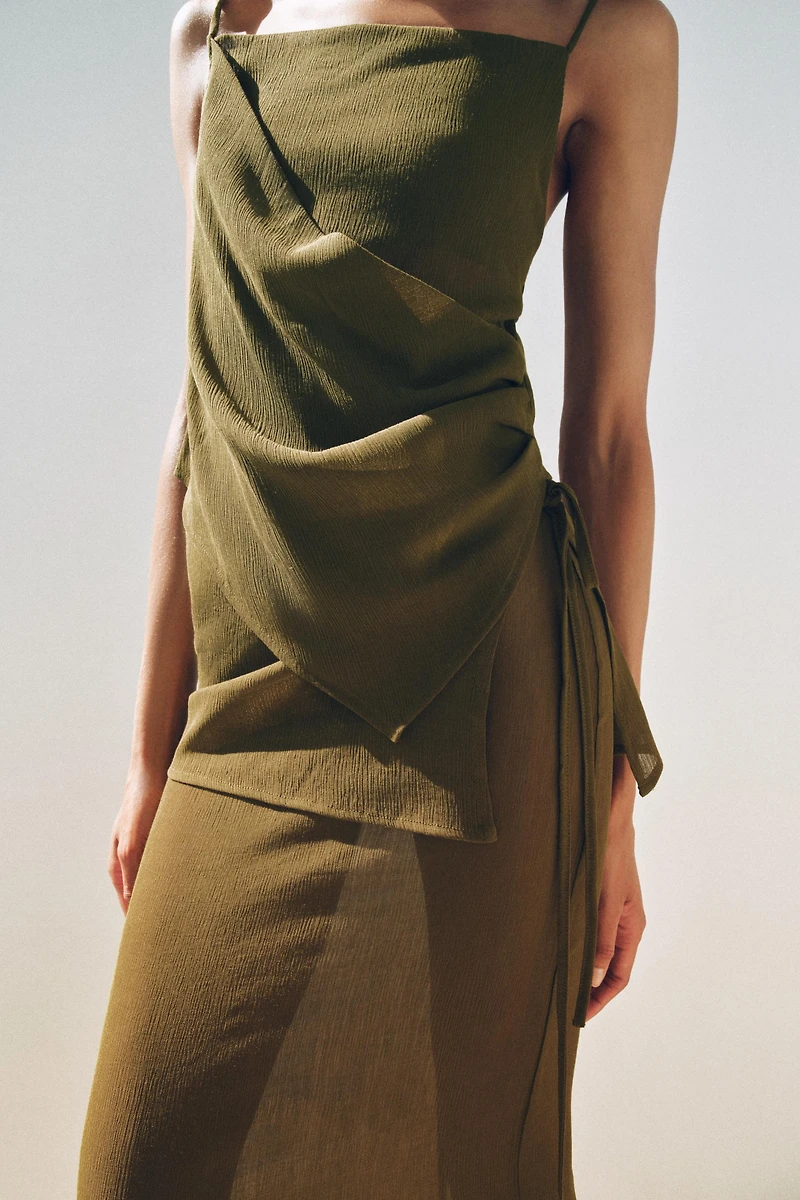 TOP ASYMÉTRIQUE TEXTURÉ SEMI-TRANSPARENT