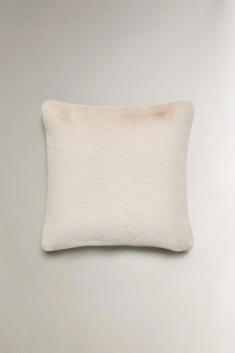 HOUSSE DE COUSSIN FOURRURE