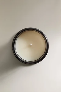 (140 G) AMBER MYTH SCENTED CANDLE