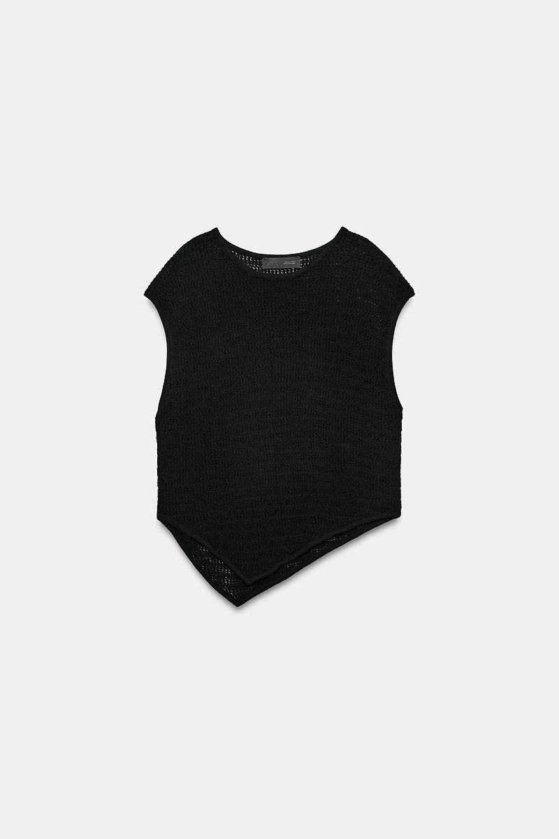 ASYMMETRIC KNIT TOP