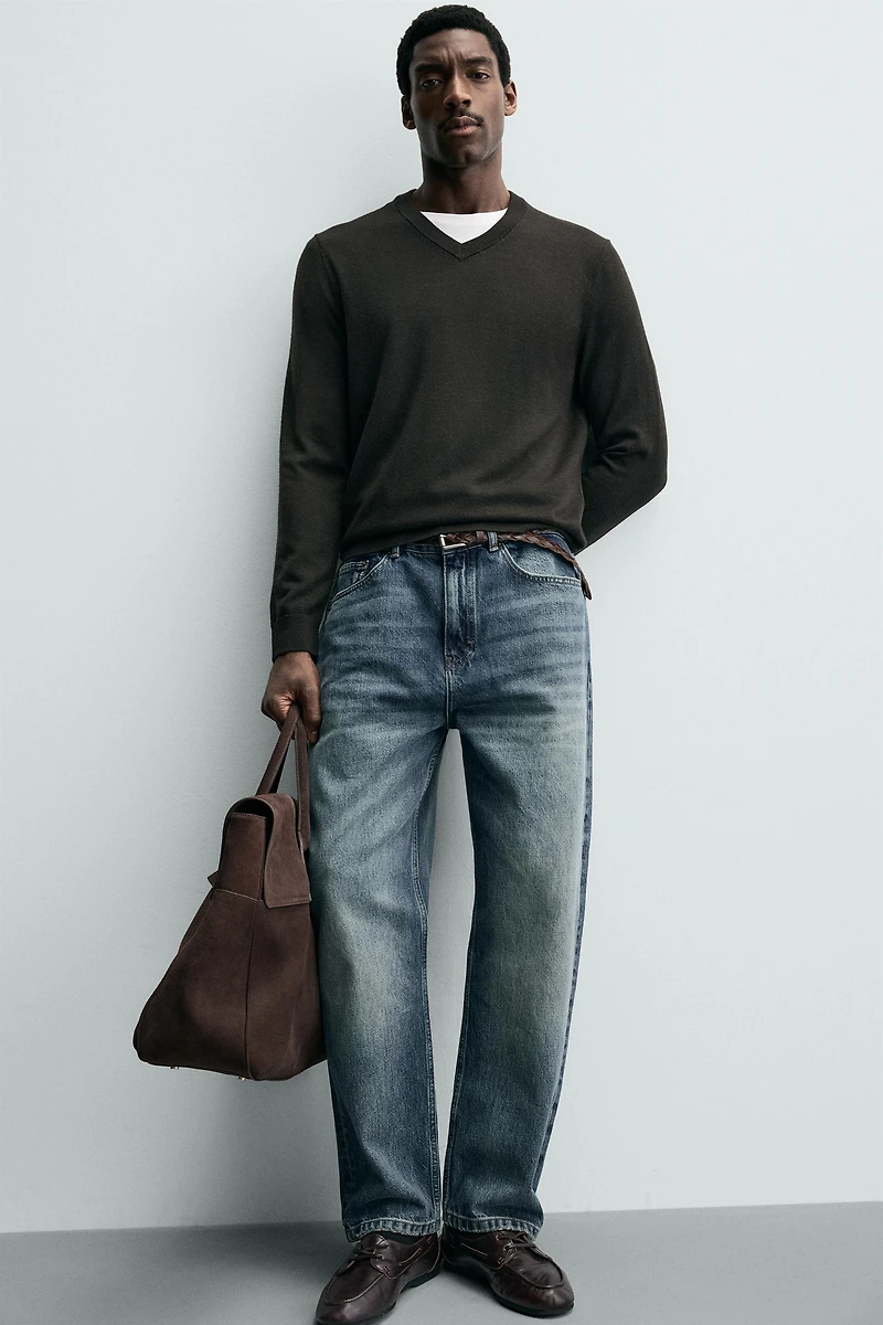 100% WOOL V-NECK JUMPER