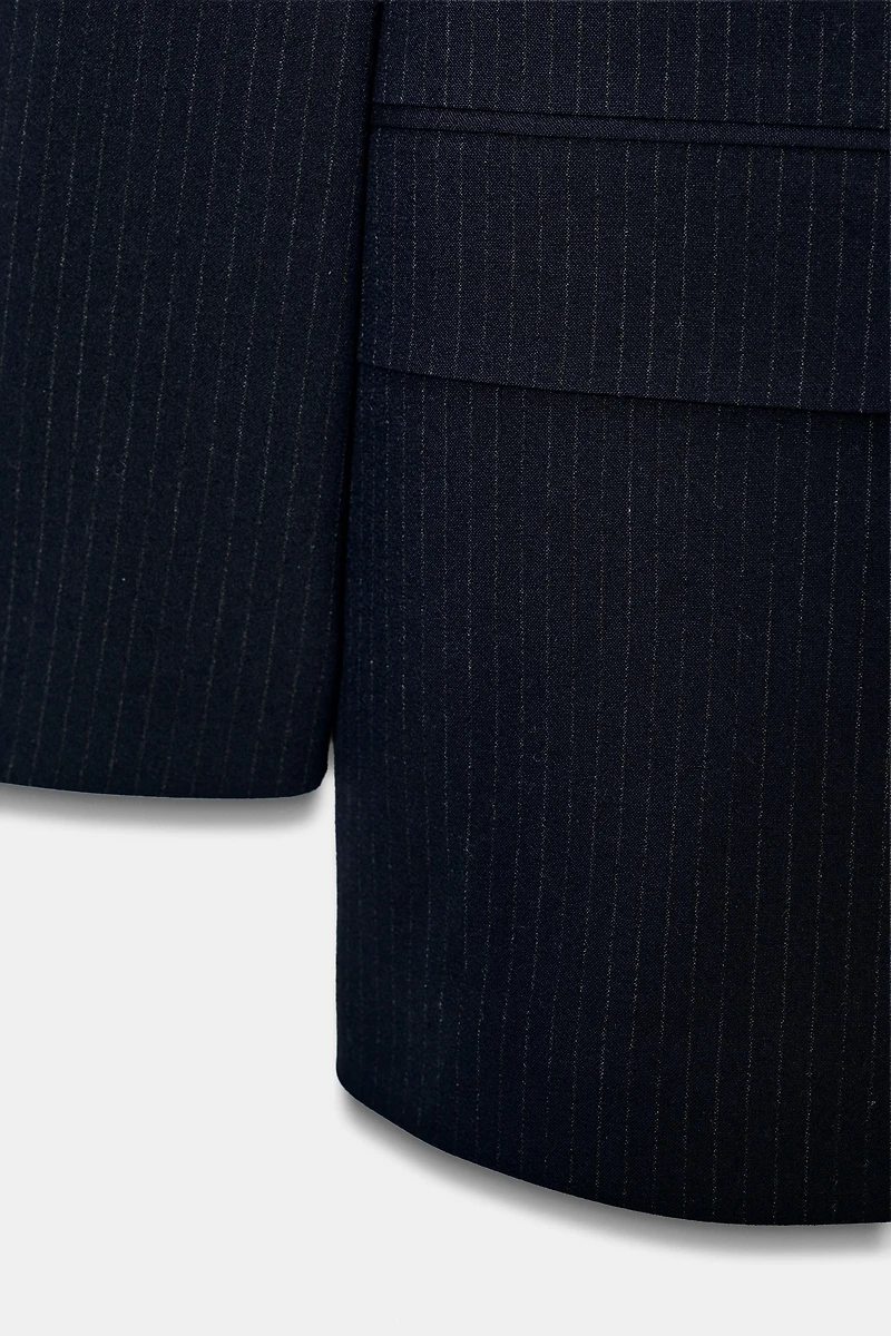 OVERSIZED DOUBLE BREASTED PINSTRIPE BLAZER