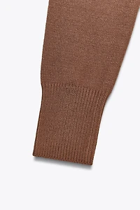 SHOULDER PAD CROPPED KNIT SWEATER