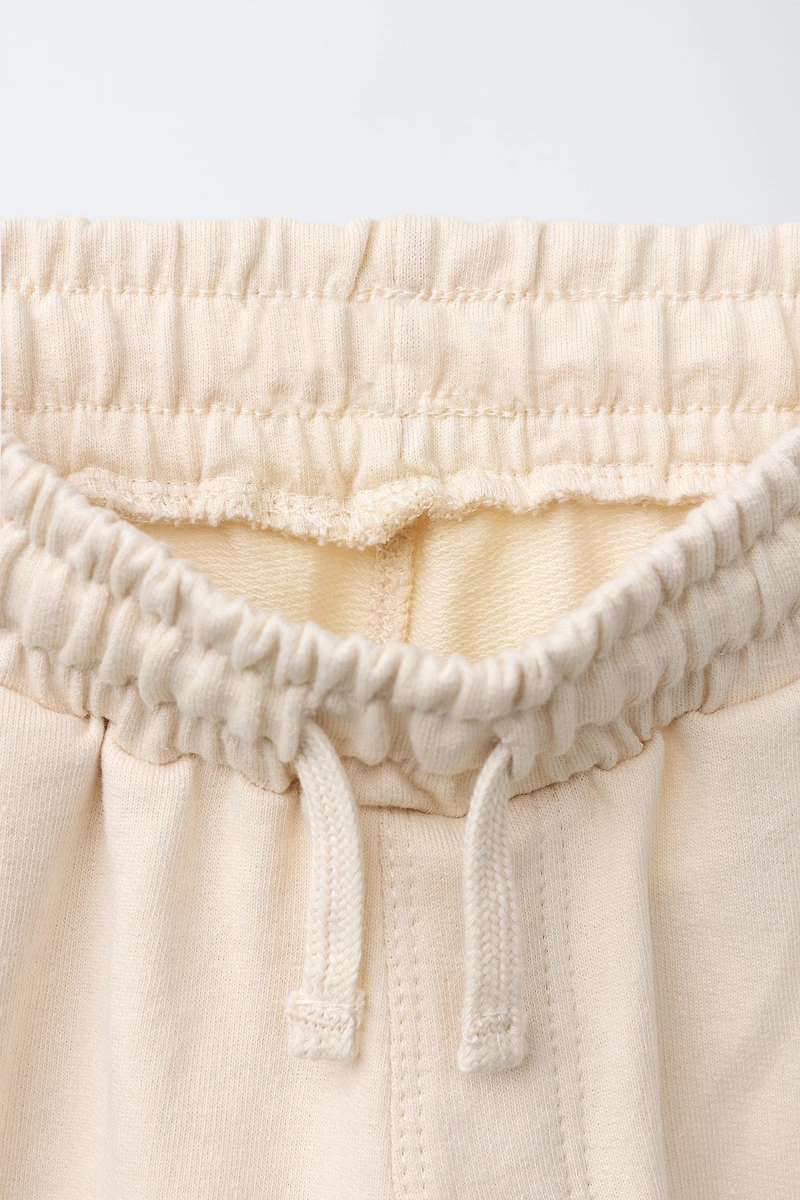 PLUSH CARGO SHORTS