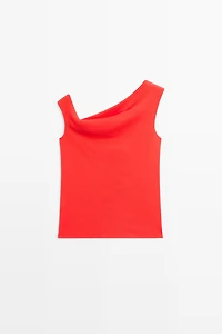 Asymmetric off-the-shoulder top