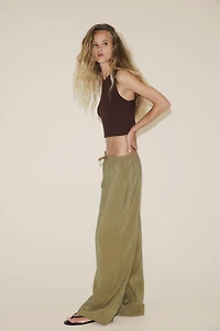 CUT OUT BACK KNIT TOP