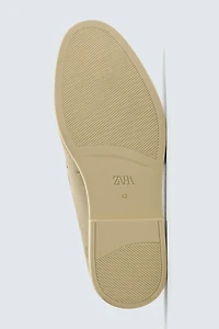 MOCASSINS EN CUIR OUVERTS À L'ARRIÈRE